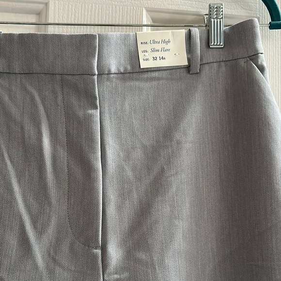 Abercrombie & Fitch Ultra High Rise Slim Flare Women’s Trousers Grey 32/14 - Picture 2 of 11